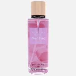 Victoria's Secret Velvet Petals Fragrance Mist